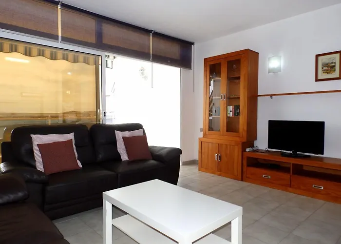 Mit Balkon Und Meerblick By Interhome Lägenhet
